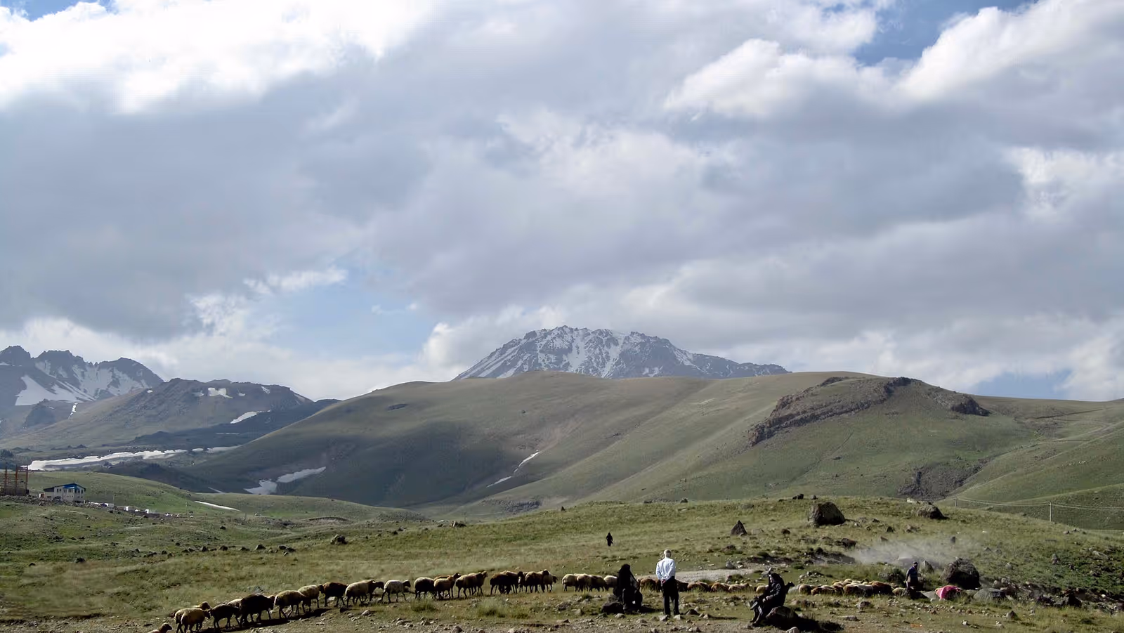 پیست اسکی آلوارس, Alvares Ski Complex ski resort