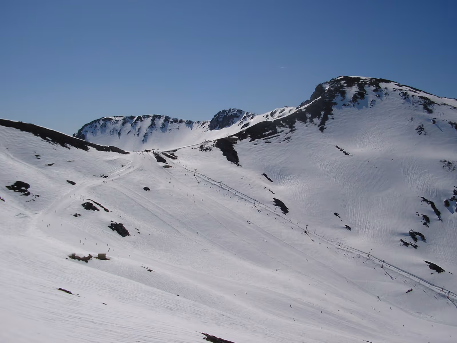 Estación Invernal y de Montaña San Isidro (Sector Riopinos) ski resort
