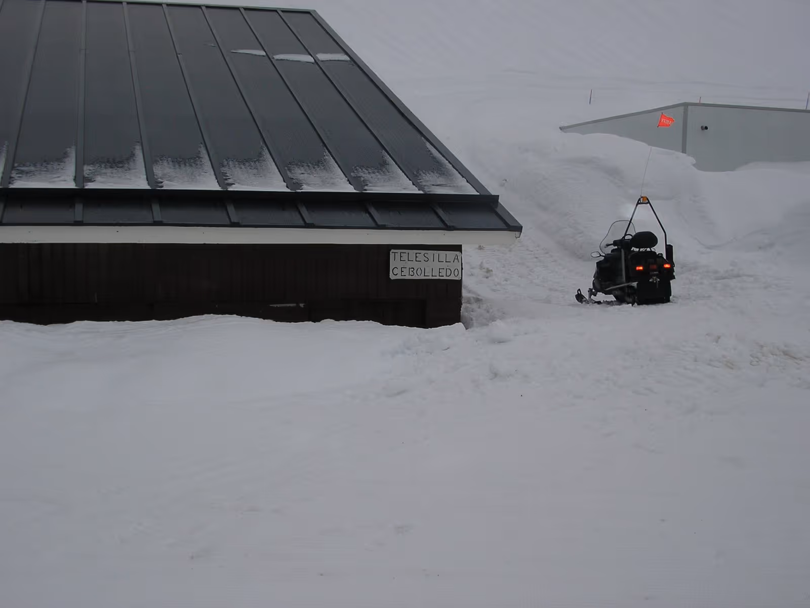 Estación Invernal y de Montaña San Isidro (Sector Saliencias) ski resort