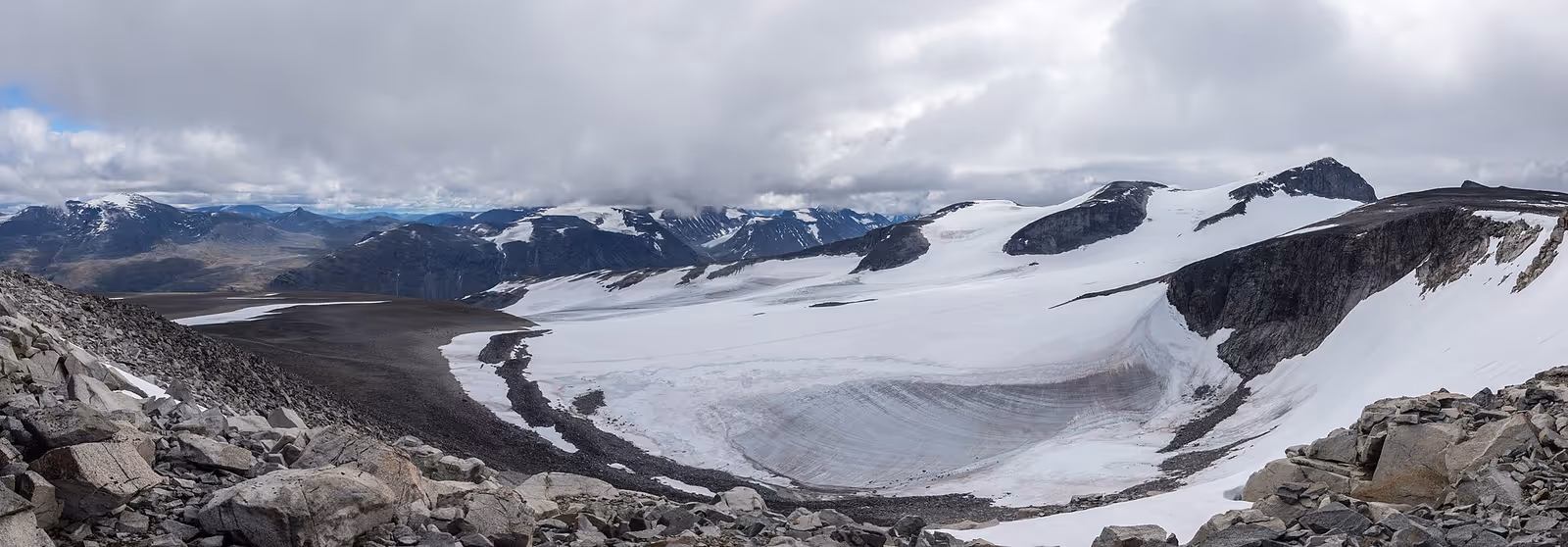 Galdhøpiggen Sommerskisenter ski resort