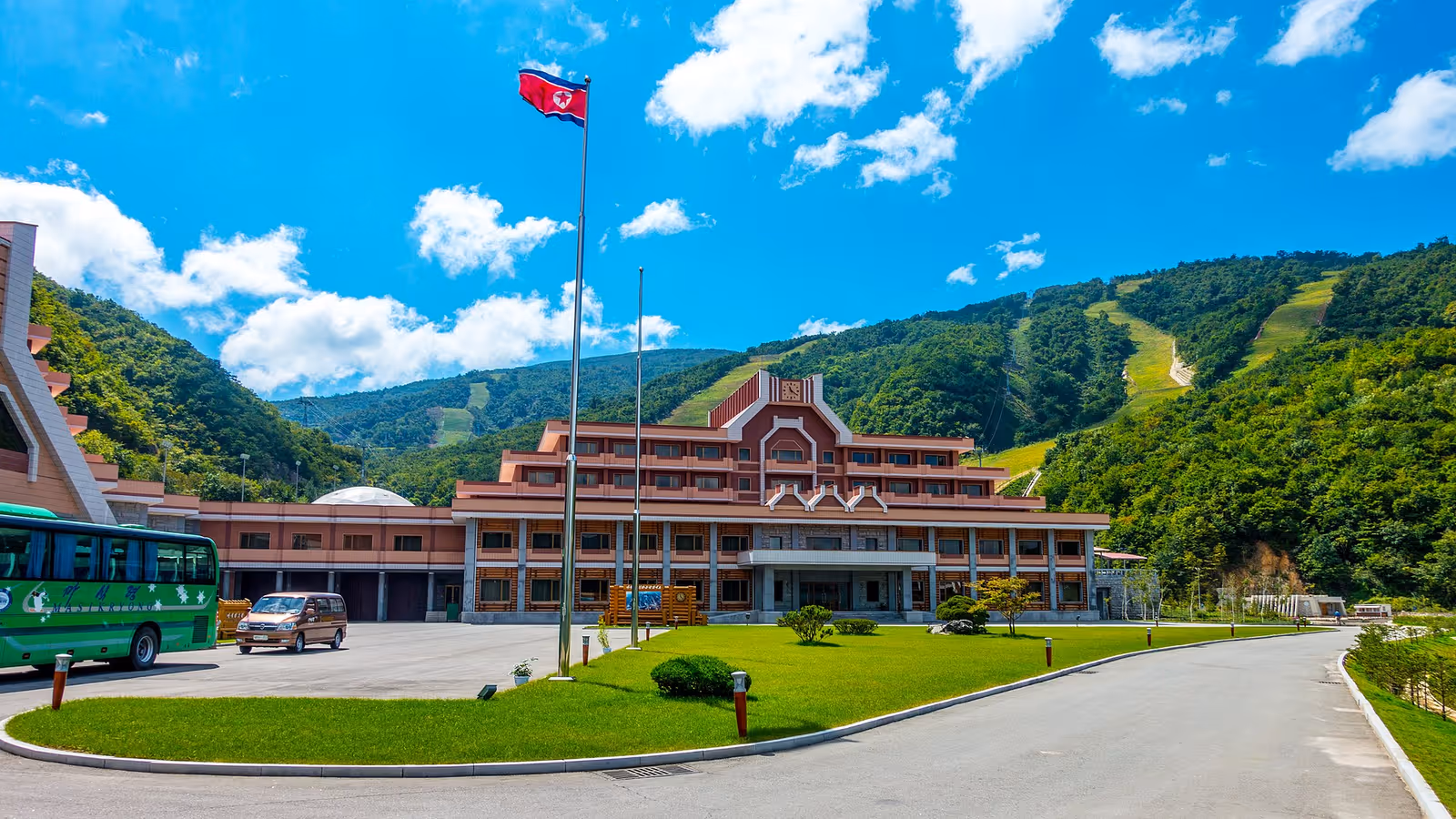 Masik Ryong (Masik Pass) ski resort