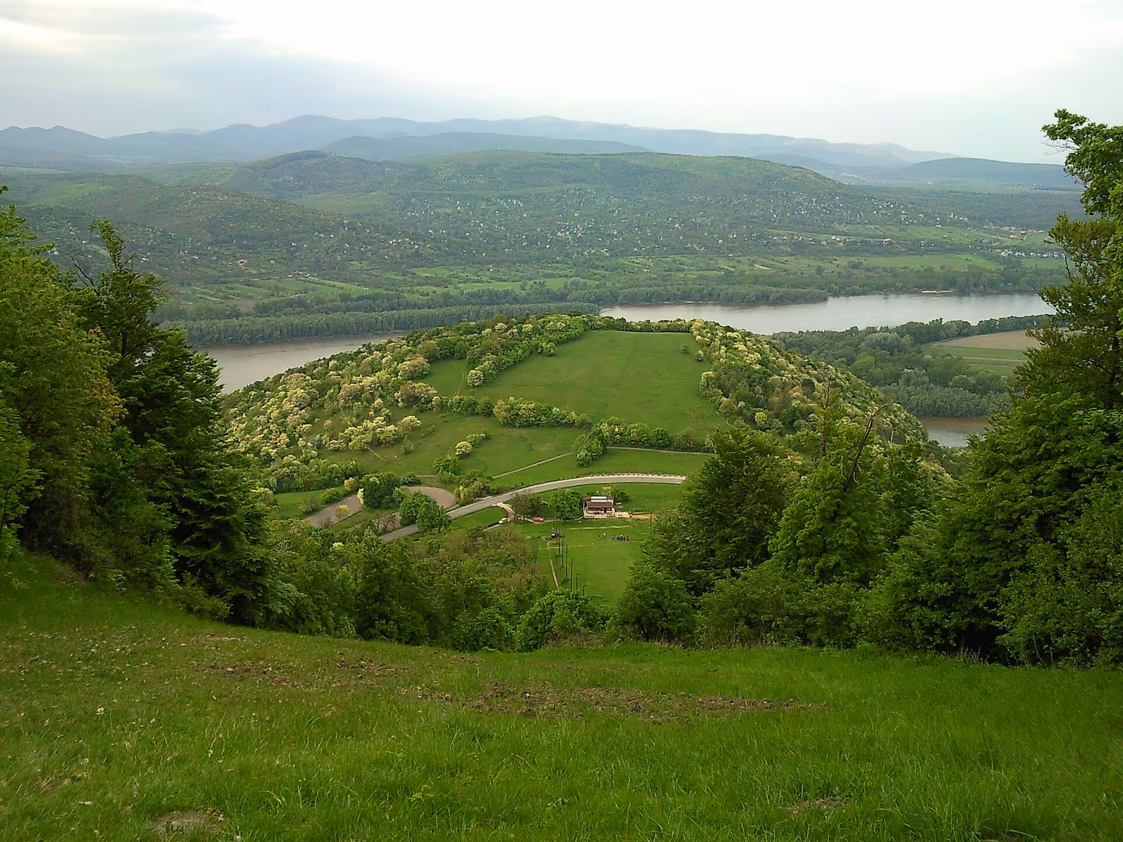 Nagyvillám Sípálya Visegrád ski resort