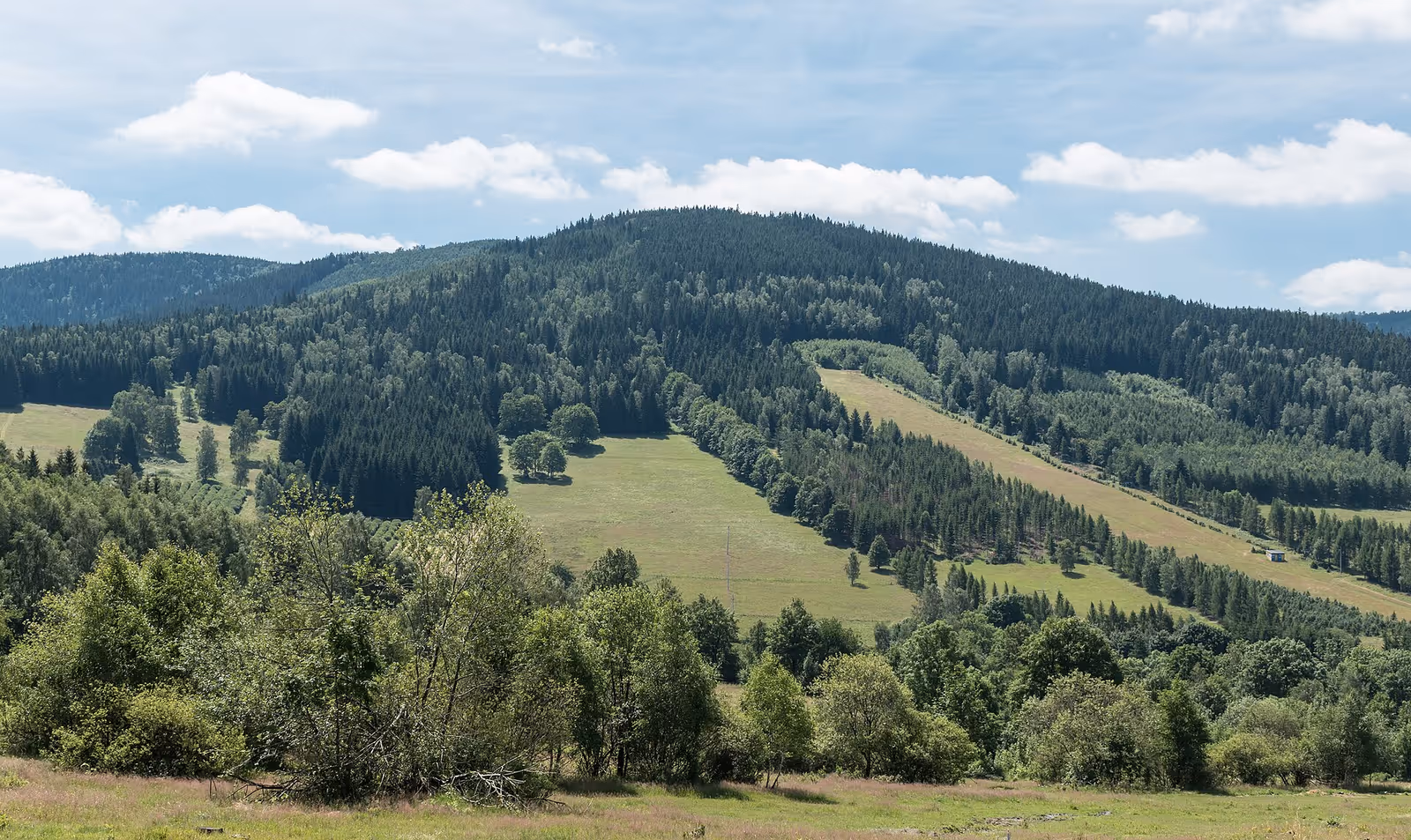 Nowy Gierałtów ski resort