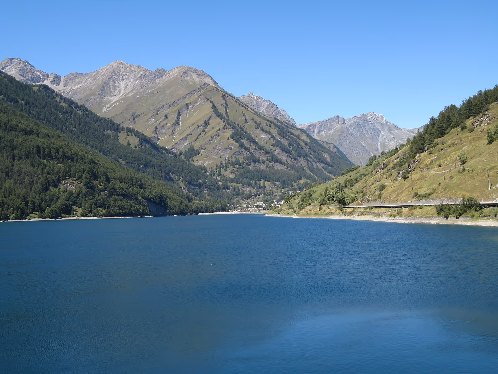 Pontechianale ski resort