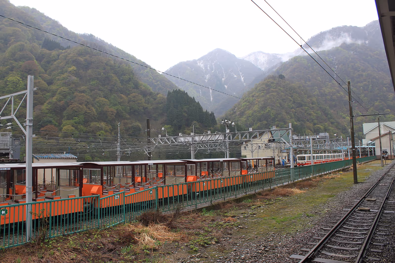 Unazuki Onsen (宇奈月温泉スキー場) ski resort